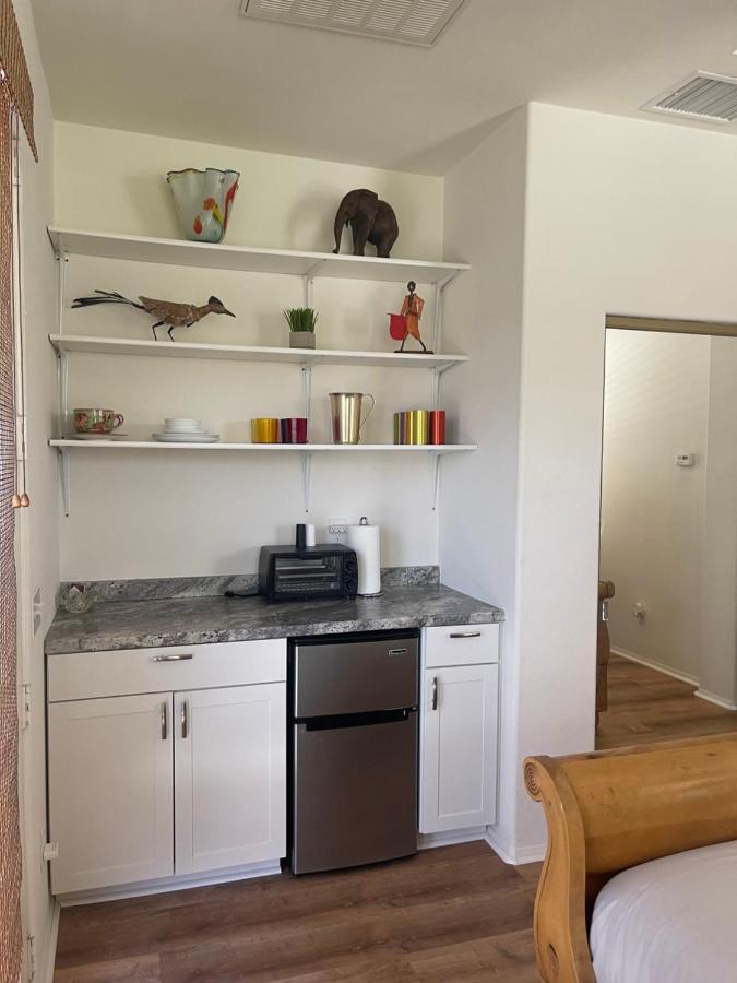 Quaint Coachella Music Festival Casita Apartment Indio Exterior photo